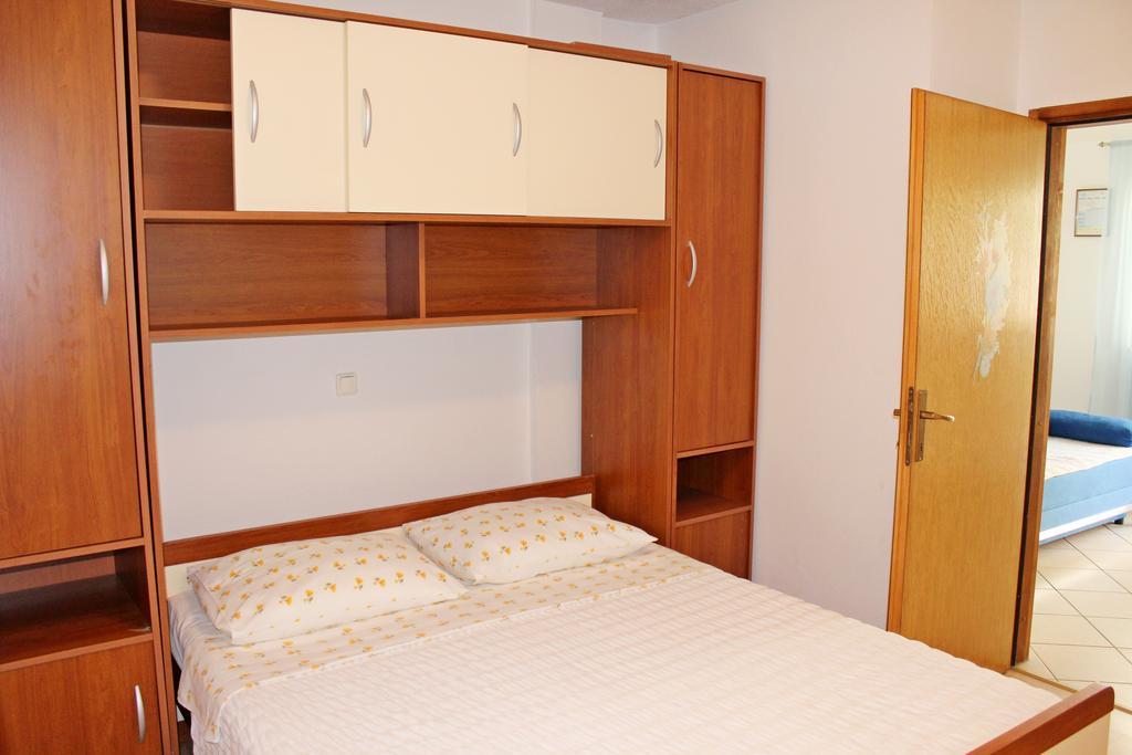Apartments Petric Makarska Exterior photo