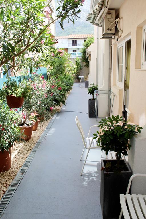 Apartments Petric Makarska Exterior photo